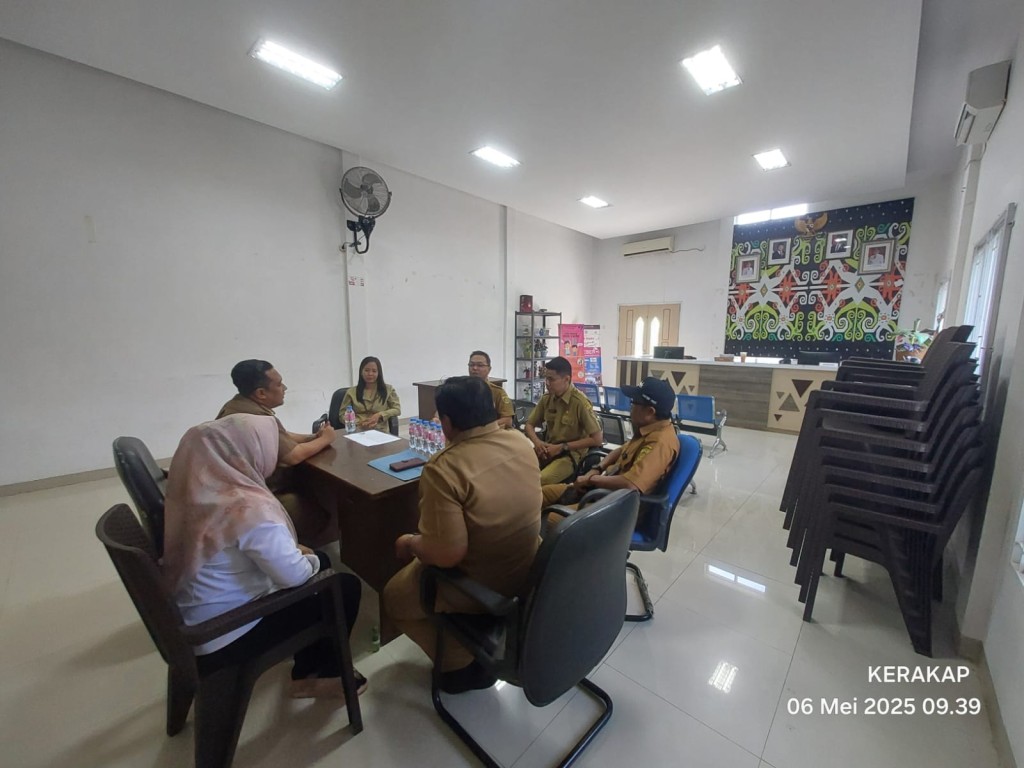Rapat koordinasi dan verifikasi data