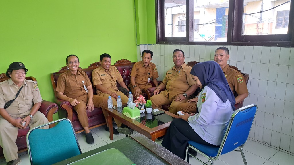 Koordinasi di unit Pasar Segiri Samarinda,