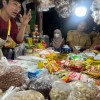 Kegiatan operasi pasar menjelang Hari Besar Keagamaan Nasional ( HBKN )